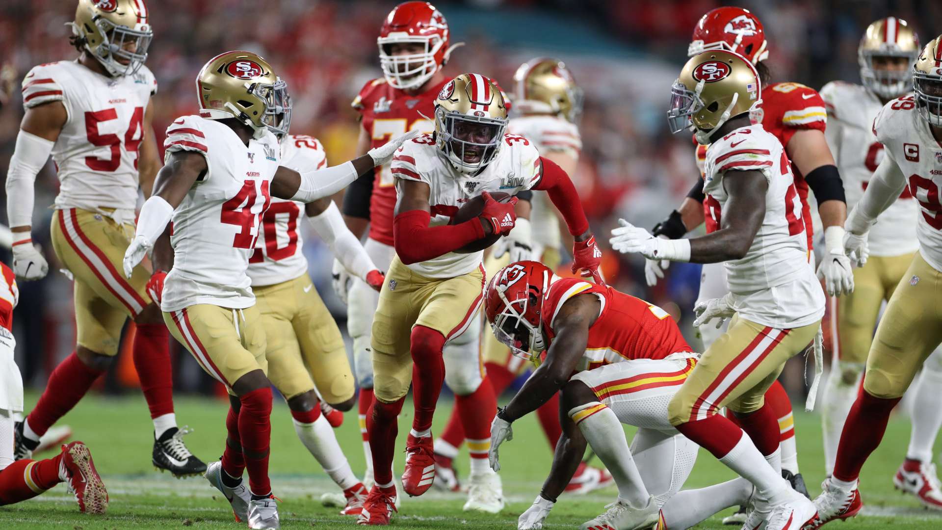 随着欧洲杯 随着欧洲杯