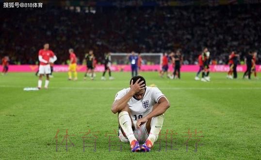 世体:贝林的挫败感已显而易见 他表现的非常沮丧 世体:贝林的挫败感已显而易见 他表现的非常沮丧